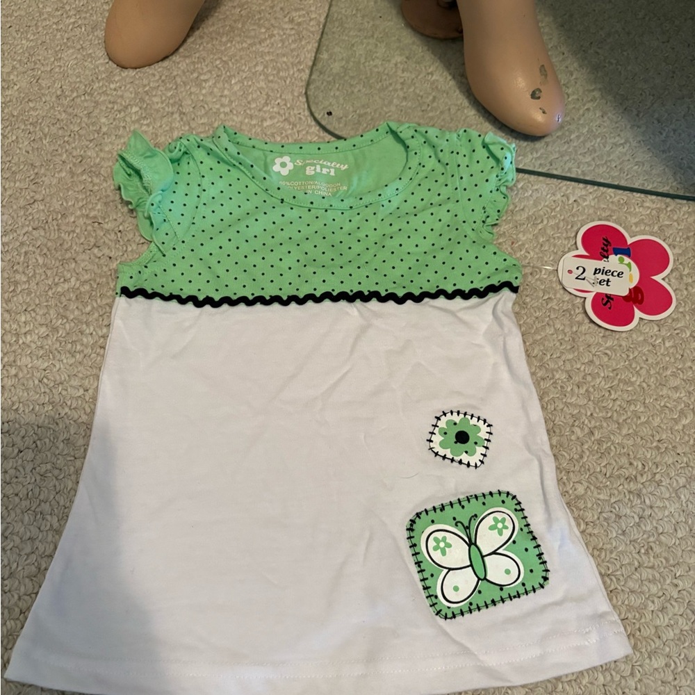 Specialty Girl Green and White Polka Dot 2pc with Butterfly Patch 2T $22